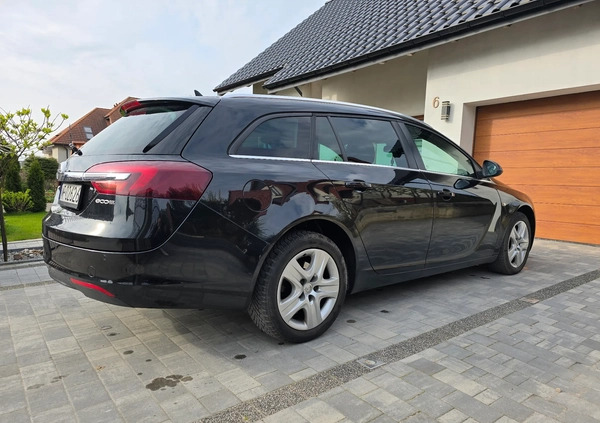 Opel Insignia cena 24300 przebieg: 311000, rok produkcji 2014 z Mrągowo małe 56